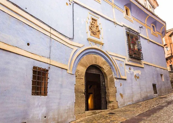 Casa Jarreta Azagra * الباراثين